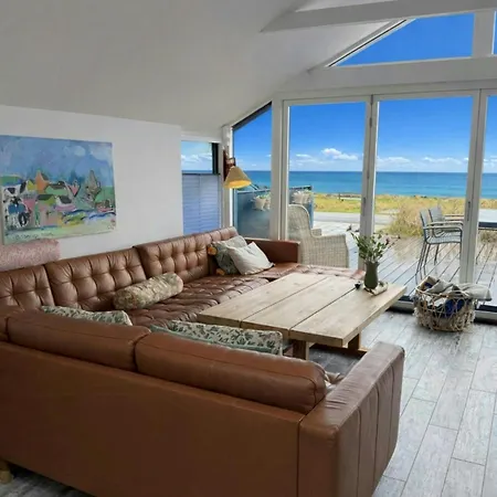 Renovated Coastal House With Views In Bisserup * Rude (Sjaelland og Oerne)