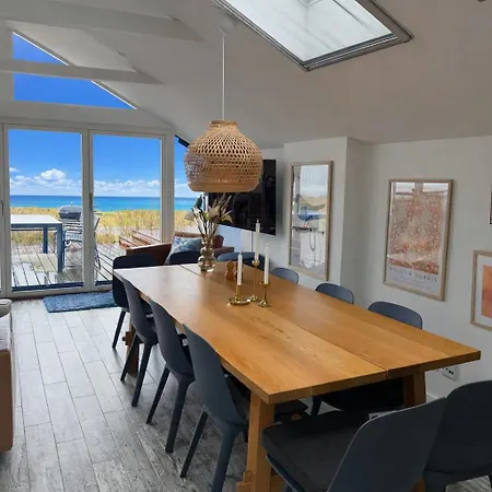 Renovated Coastal House With Views In Bisserup * Rude (Sjaelland og Oerne)