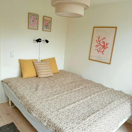 Ferienhaus Renovated Coastal House With Views In Bisserup *